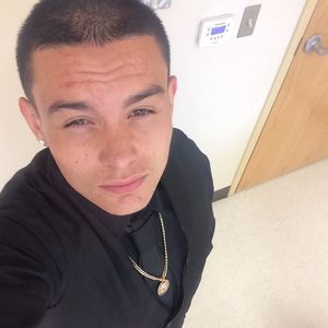 Meet your Posher, Manuel